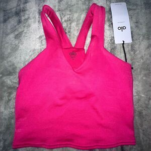ALO || NWTs Real Bra Tank Crop Top Size XS in Lipstick Red